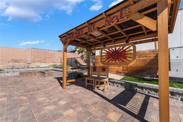 724 North Fogg Street, Las Vegas, NV 89110