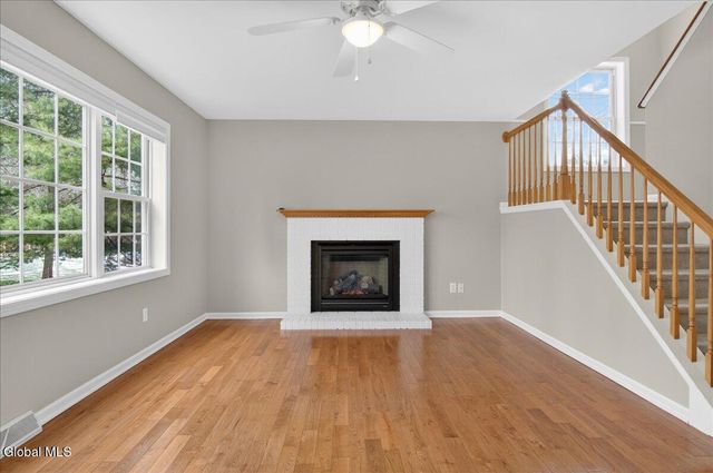 12 Kara Lane, Clifton Park, NY 12065