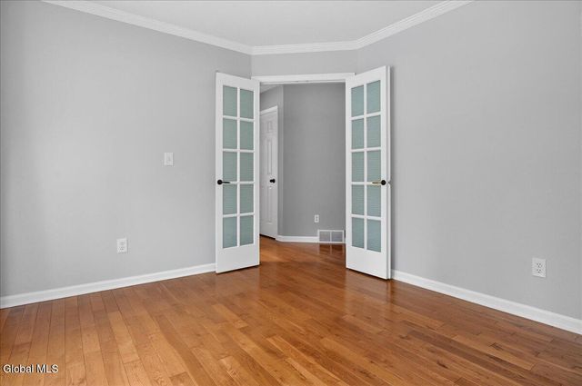 12 Kara Lane, Clifton Park, NY 12065