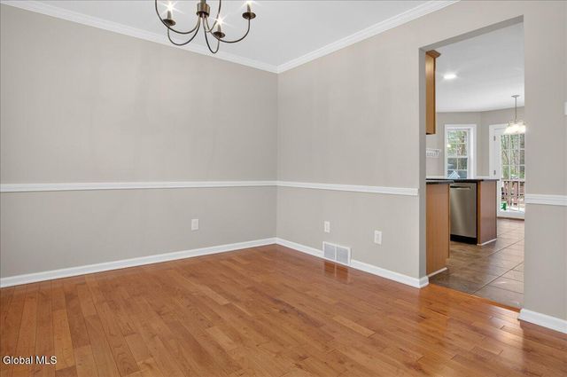 12 Kara Lane, Clifton Park, NY 12065