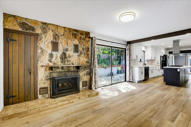 11415 Francis Dr, Grass Valley, CA 95949