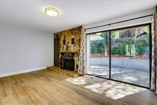 11415 Francis Dr, Grass Valley, CA 95949