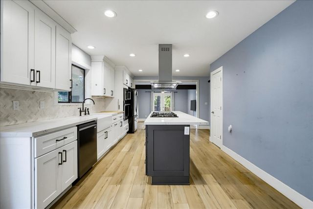 11415 Francis Dr, Grass Valley, CA 95949