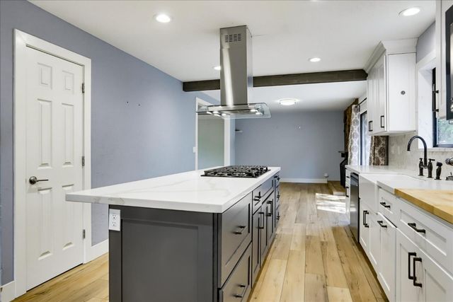 11415 Francis Dr, Grass Valley, CA 95949