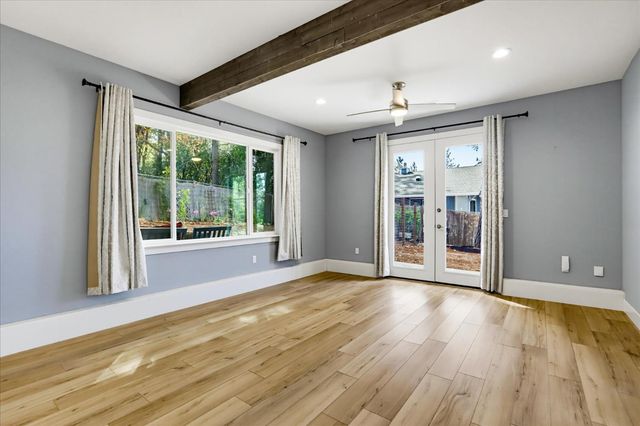 11415 Francis Dr, Grass Valley, CA 95949