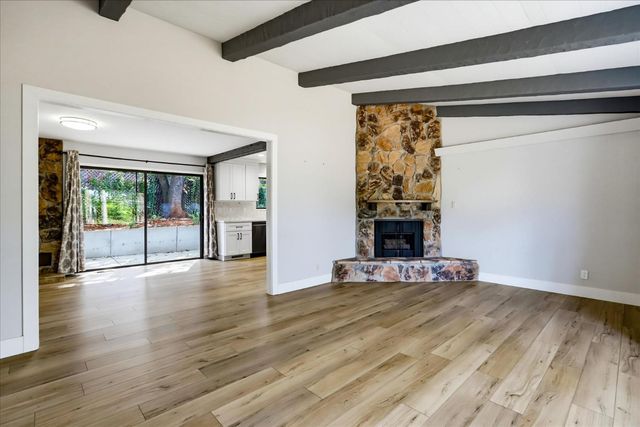 11415 Francis Dr, Grass Valley, CA 95949