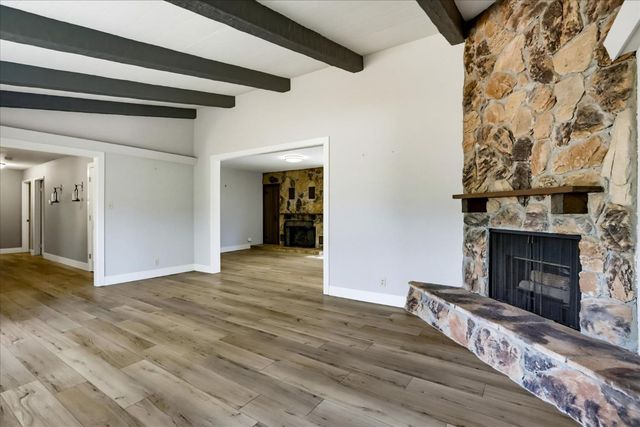 11415 Francis Dr, Grass Valley, CA 95949