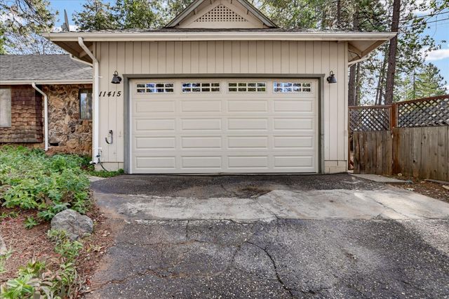 11415 Francis Dr, Grass Valley, CA 95949