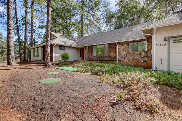 11415 Francis Dr, Grass Valley, CA 95949