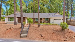 11415 Francis Dr, Grass Valley, CA 95949