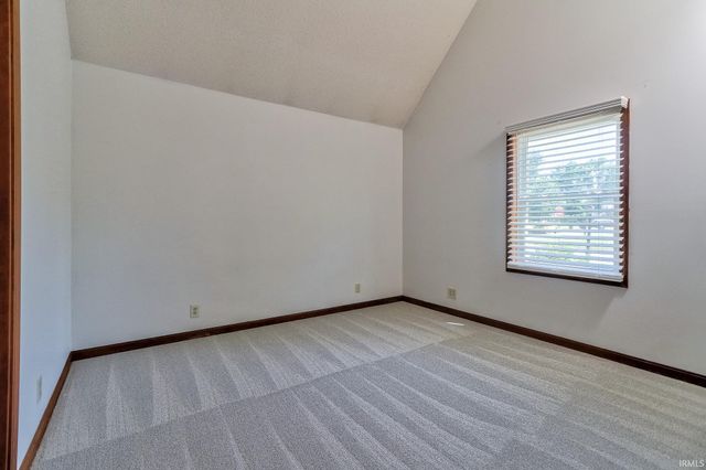 5797 Jeffrey Lane, Newburgh, IN 47630