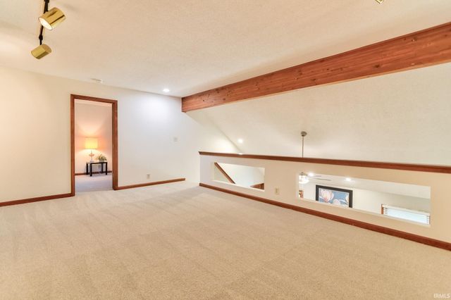 5797 Jeffrey Lane, Newburgh, IN 47630