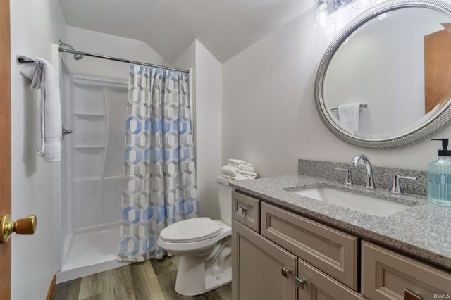 5797 Jeffrey Lane, Newburgh, IN 47630