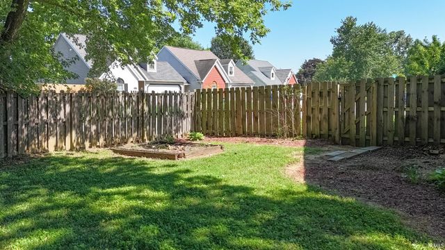 5797 Jeffrey Lane, Newburgh, IN 47630