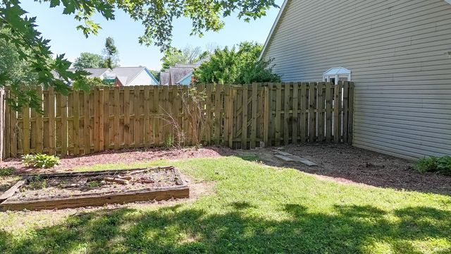 5797 Jeffrey Lane, Newburgh, IN 47630