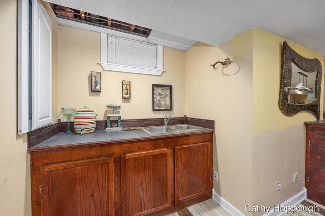 470 Caroline Street, Ionia, MI 48846