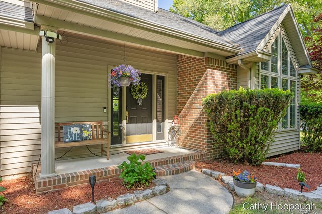 470 Caroline Street, Ionia, MI 48846