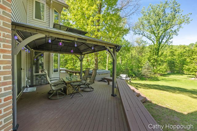 470 Caroline Street, Ionia, MI 48846