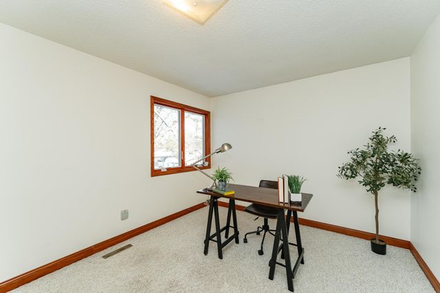 509 4th Avenue NE, Byron, MN 55920