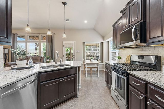 2852 Angelina DR, Round Rock, TX 78665