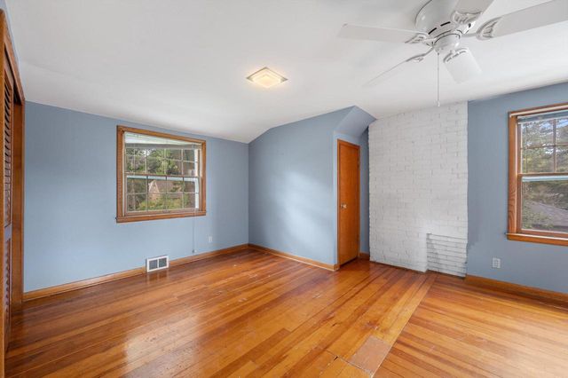 7020 N Rockledge AVENUE, Glendale, WI 53209