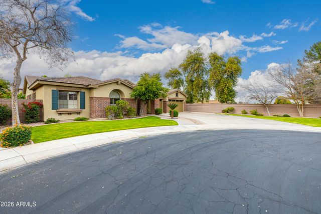 2252 S MCCLELLAND Place, Chandler, AZ 85286