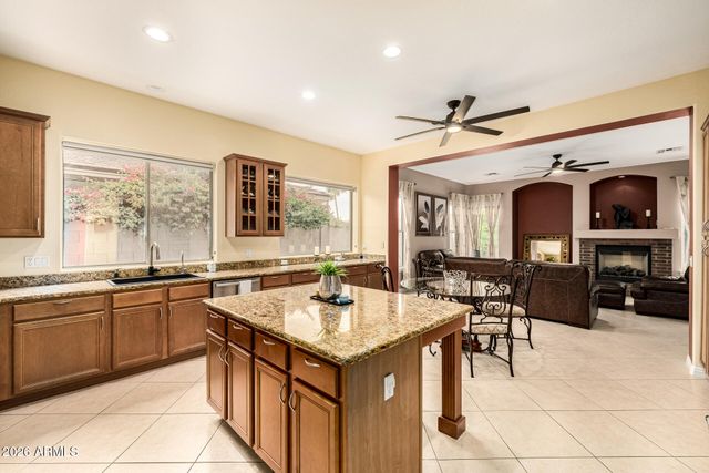 2252 S MCCLELLAND Place, Chandler, AZ 85286