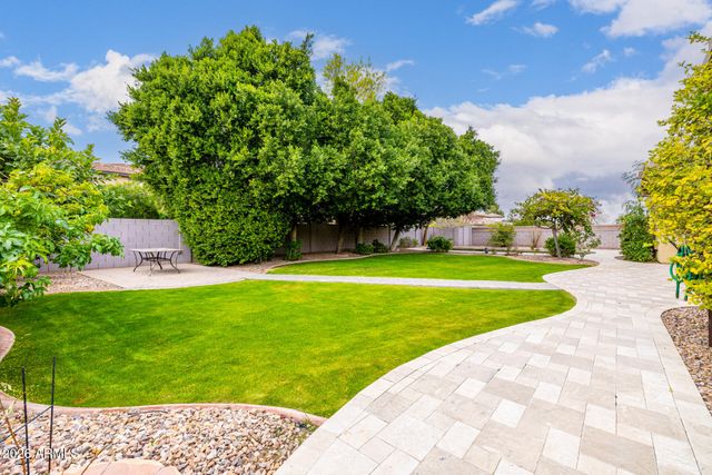 2252 S MCCLELLAND Place, Chandler, AZ 85286