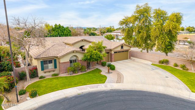 2252 S MCCLELLAND Place, Chandler, AZ 85286
