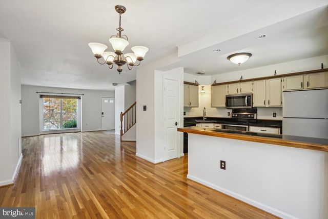 9205 RIDGEFIELD CIR, Frederick, MD 21701