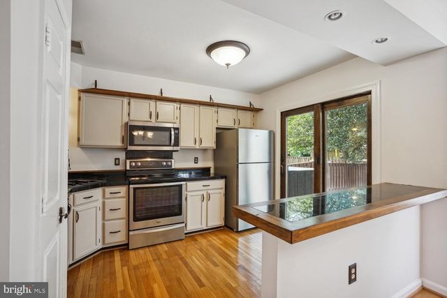 9205 RIDGEFIELD CIR, Frederick, MD 21701