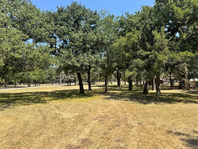 1401 Park Street, Azle, TX 76020