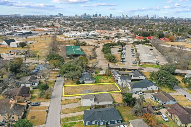 4711 Marietta Lane, Houston, TX 77021