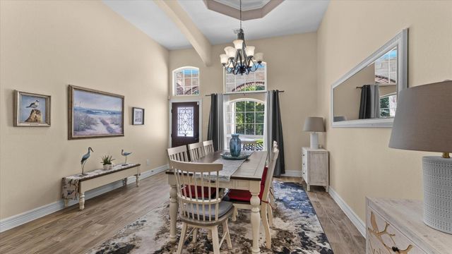 2504 W Green Briar Drive, Huntsville, TX 77340