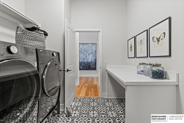 21757 G Street, Elkhorn, NE 68022