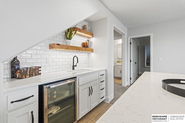 21757 G Street, Elkhorn, NE 68022