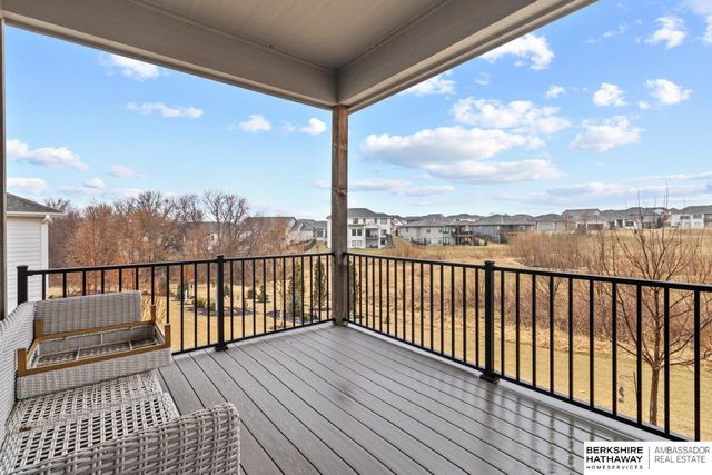 21757 G Street, Elkhorn, NE 68022