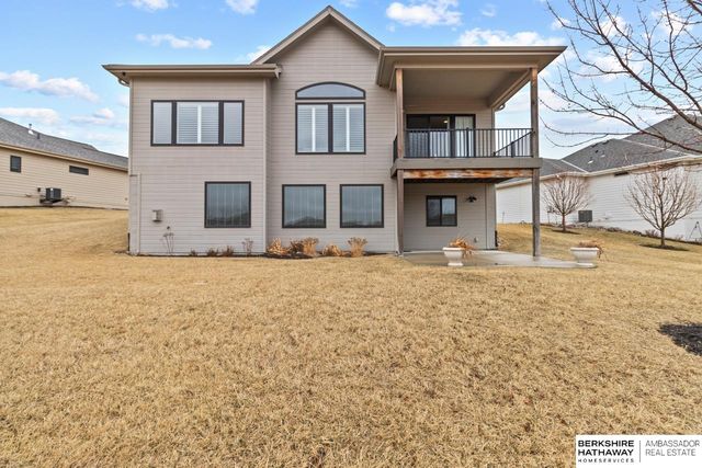 21757 G Street, Elkhorn, NE 68022