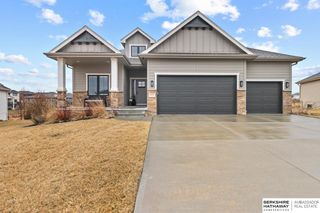 21757 G Street, Elkhorn, NE 68022