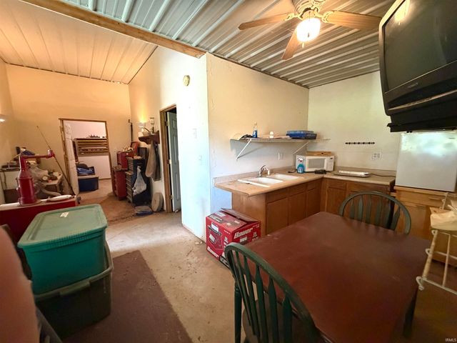 5307 W DIVISION Road, Tipton, IN 46072