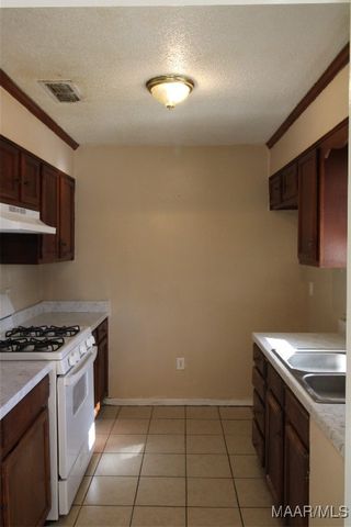 6148 Sherburn Road, Montgomery, AL 36116