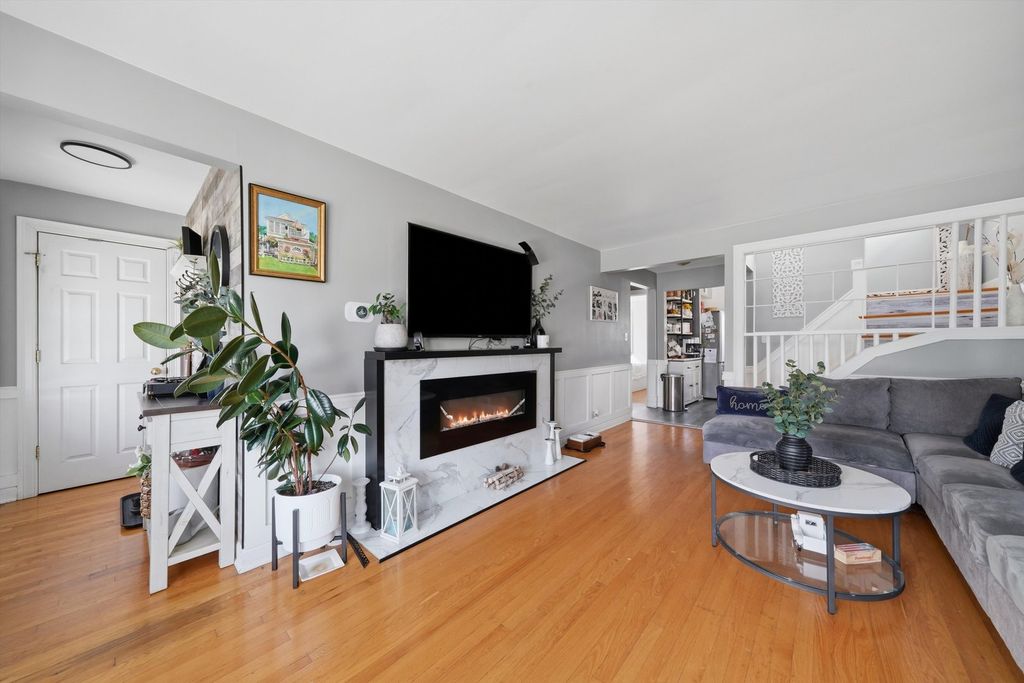 5360 S Kenneth Avenue, Chicago, IL 60632 — photo 3