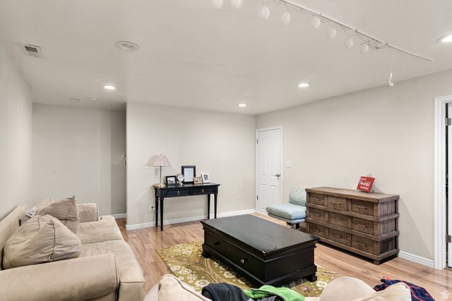 706 S 600 E, Layton, UT 84041