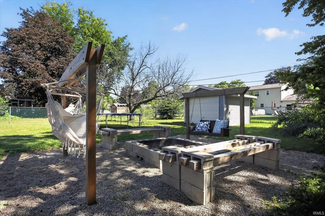 56628 County Road 13, Elkhart, IN 46516
