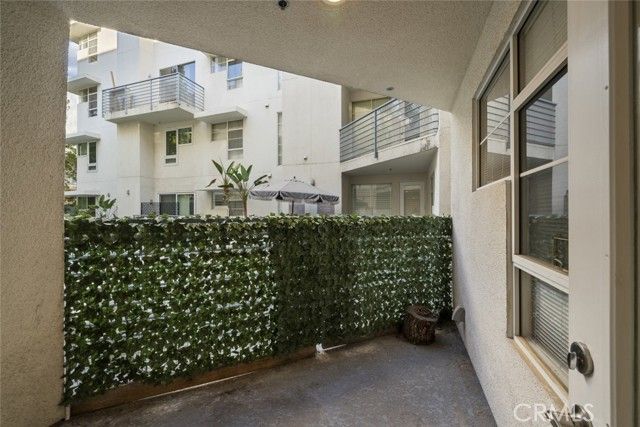 5350 White Oak Avenue 113, Encino (los Angeles), CA 91316