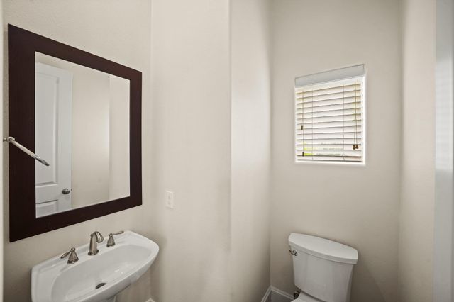 2003 Covent Garden Station, Houston, TX 77045