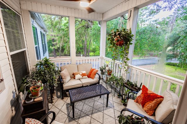 147 Golf View Lane, Summerville, SC 29485