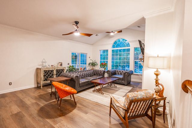 147 Golf View Lane, Summerville, SC 29485