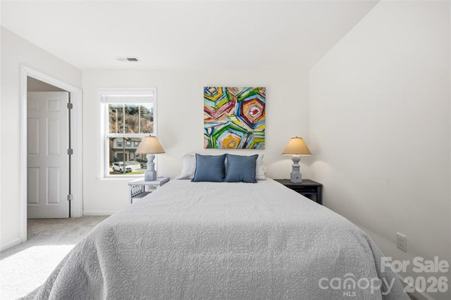 600 Cardwell Lane 140, Fletcher, NC 28732