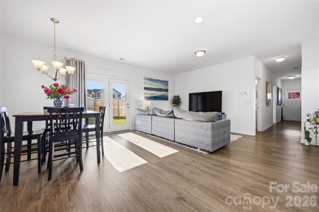 600 Cardwell Lane 140, Fletcher, NC 28732